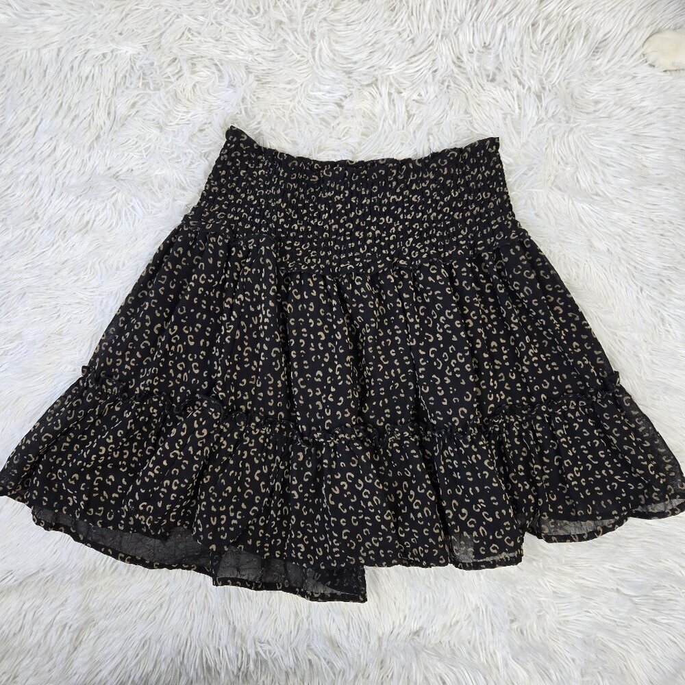 Altar’d State Sz Medium Mini Skirt Black Tan Pattern Smocked Waist Animal Print